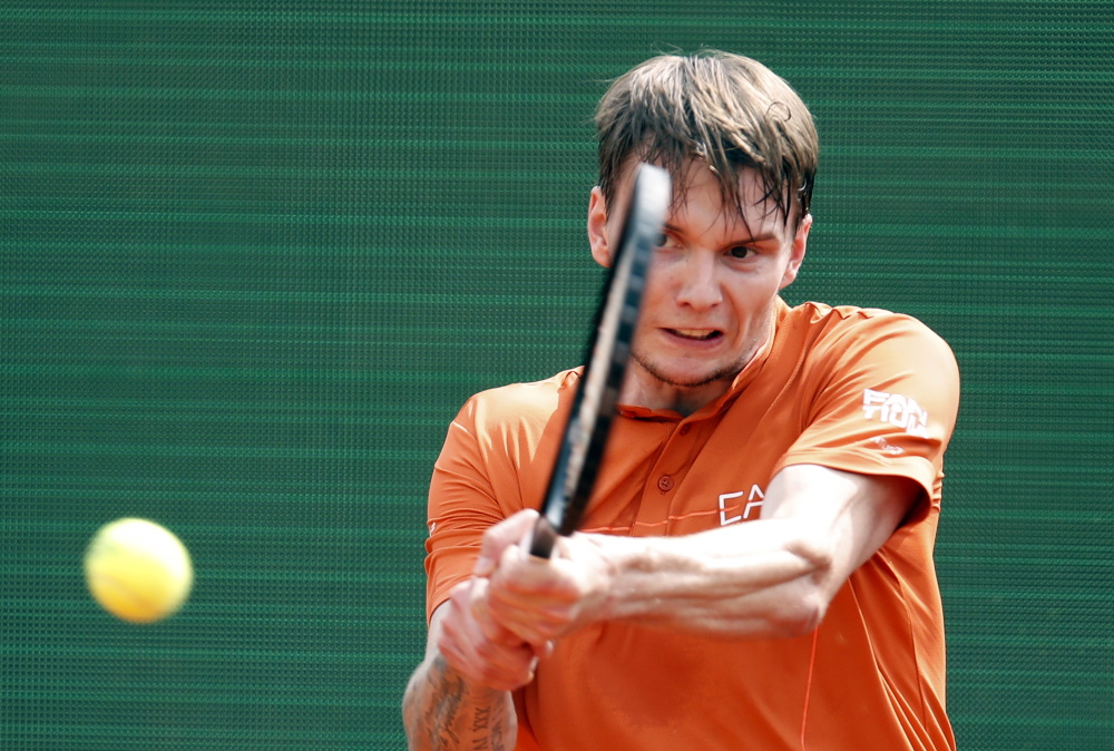 爱游戏官方入口-蒙特卡洛大师赛翻盘年终总决赛，兹维列夫惊艳四座