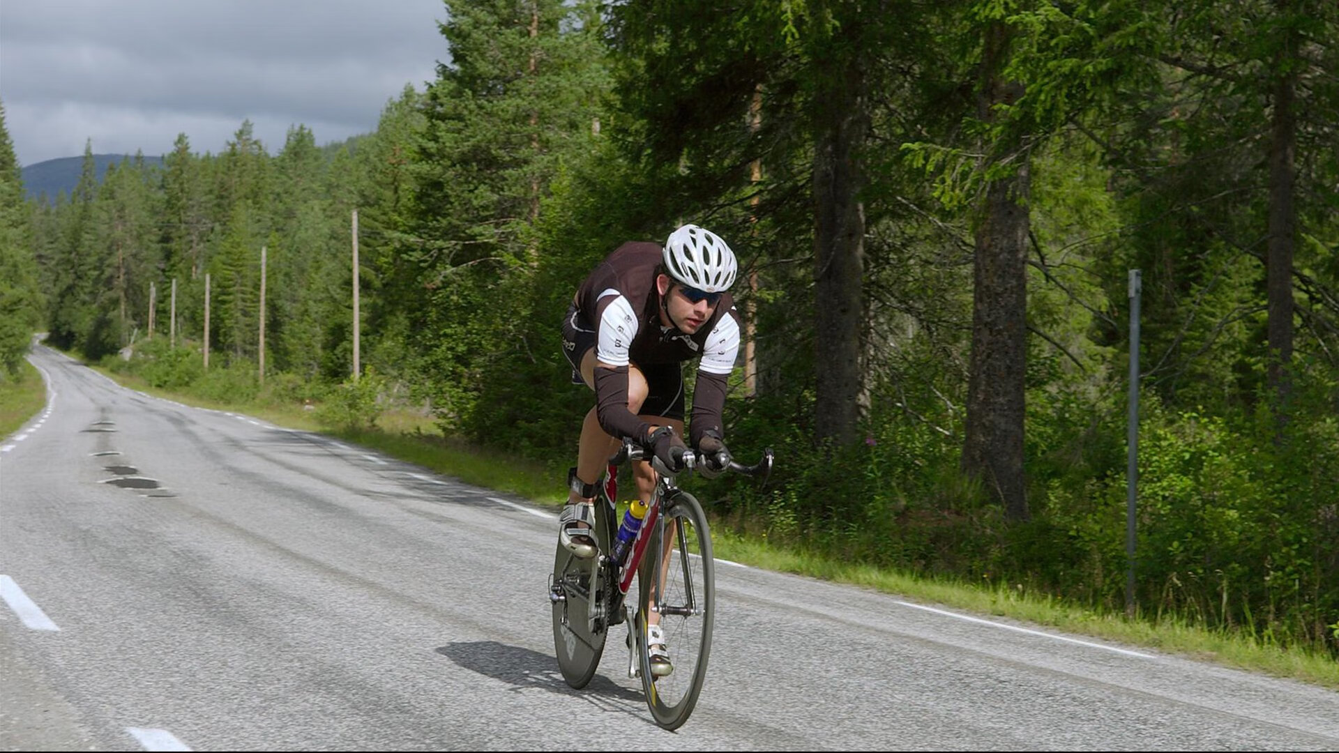 爱游戏体育-荷兰带走勒沃库森，当足球版图在北美大陆重新拼合